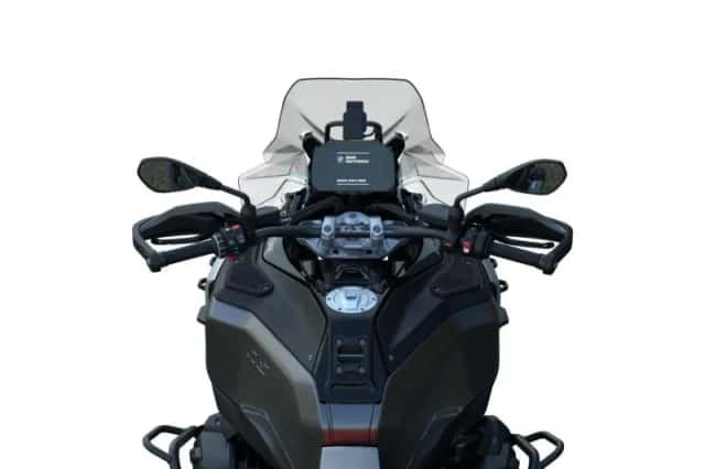 BMW R (2026) thumbnail 2