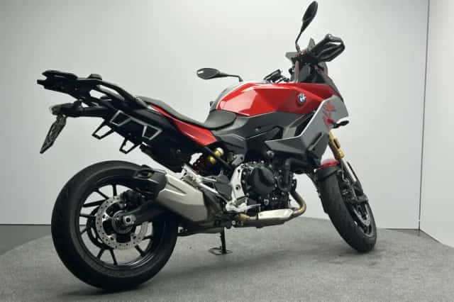 BMW F (2022) thumbnail 2