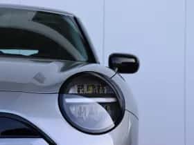 MINI Mini (2025) thumbnail 3