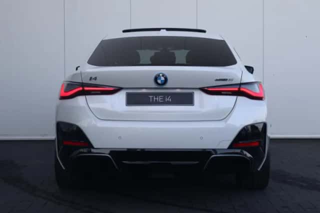 BMW i4 (2026) thumbnail 11