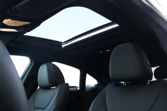 BMW i4 (2026) thumbnail 15