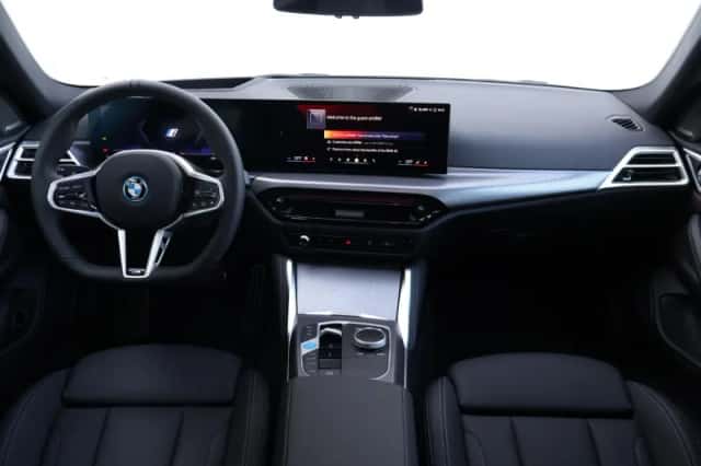 BMW i4 (2026) thumbnail 22