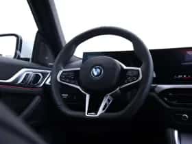 BMW i4 (2026) thumbnail 23