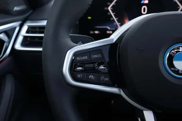 BMW i4 (2026) thumbnail 27