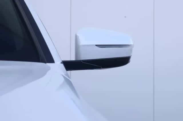 BMW i4 (2026) thumbnail 4