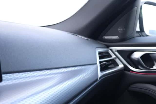 BMW i4 (2026) thumbnail 36