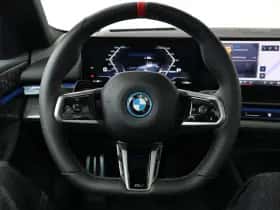 BMW i5 (2025) thumbnail 17