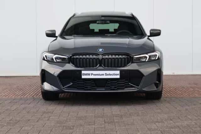 BMW 3-Serie (2025) thumbnail 2