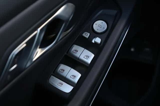 BMW 3-Serie (2025) thumbnail 35