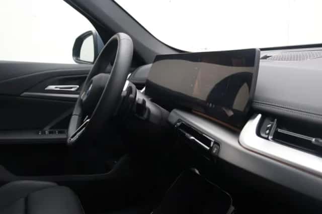 BMW X1 (2025) thumbnail 16