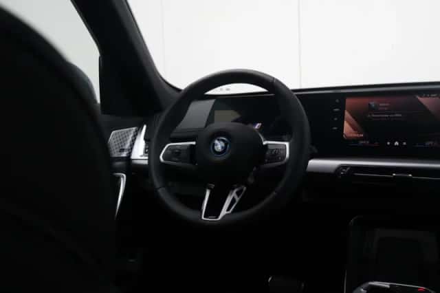 BMW X1 (2025) thumbnail 18