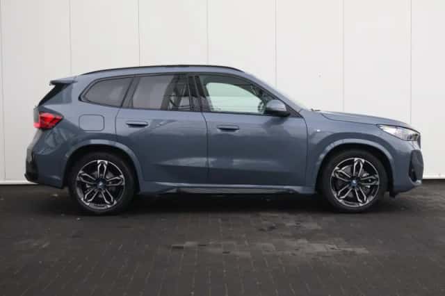 BMW X1 (2025) thumbnail 5
