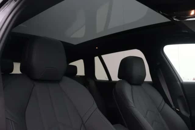 BMW 5-Serie (2025) thumbnail 16