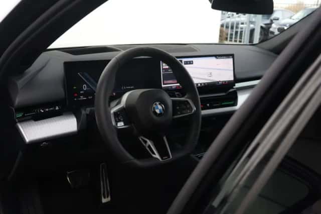 BMW 5-Serie (2025) thumbnail 57