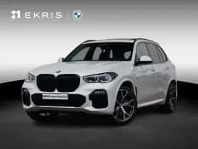 BMW X5 (2021)