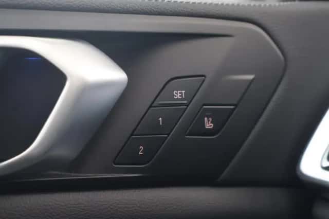 BMW X5 (2021) thumbnail 28