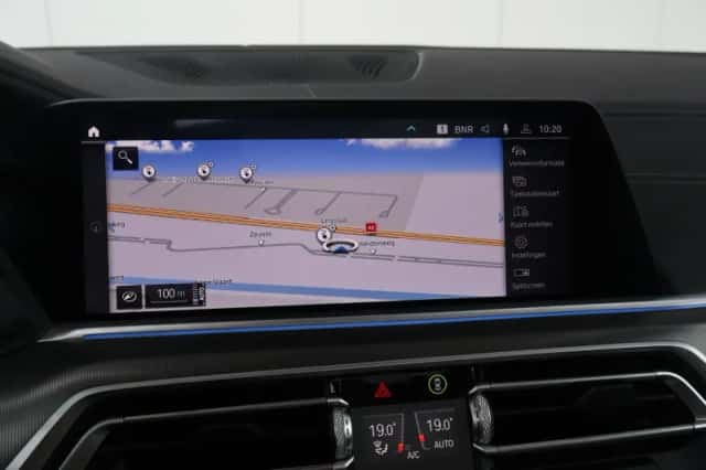 BMW X5 (2021) thumbnail 33