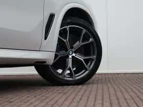 BMW X5 (2021) thumbnail 9