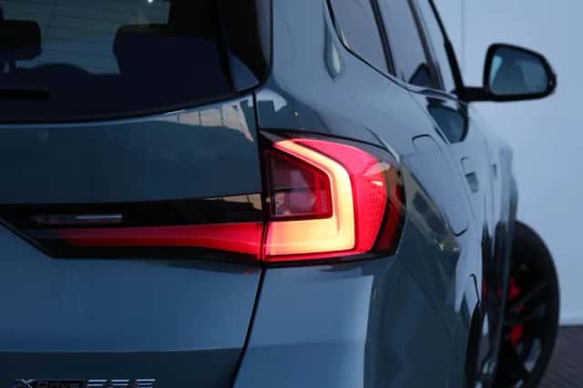 BMW X1 (2025) thumbnail 4