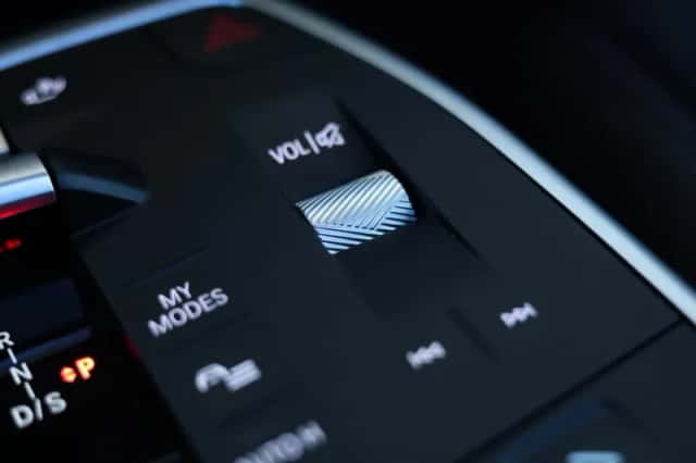 BMW X1 (2025) thumbnail 43