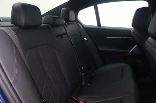 BMW i5 (2025) thumbnail 13