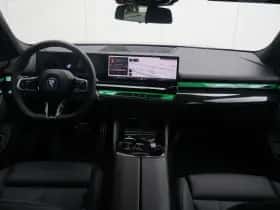 BMW i5 (2025) thumbnail 16