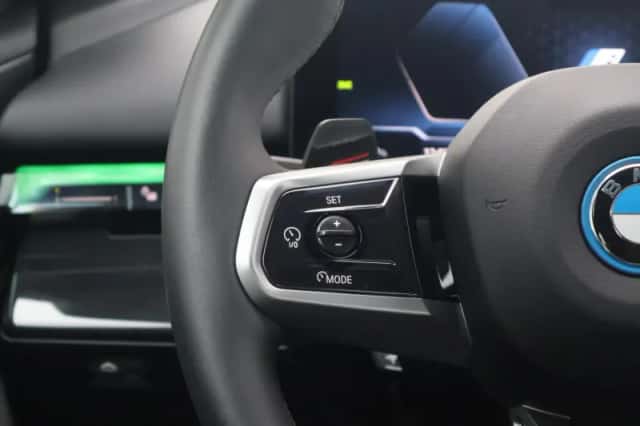 BMW i5 (2025) thumbnail 18