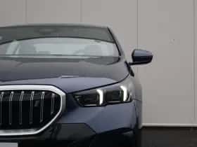 BMW i5 (2025) thumbnail 4