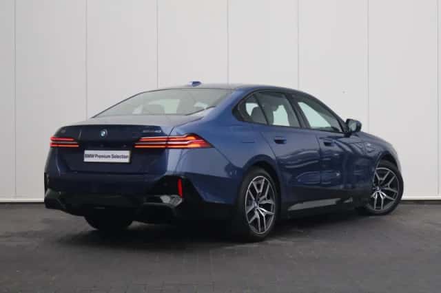 BMW i5 (2025) thumbnail 8