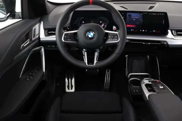 BMW X1 (2026) thumbnail 9