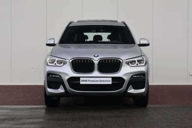 BMW X3 (2020) thumbnail 2