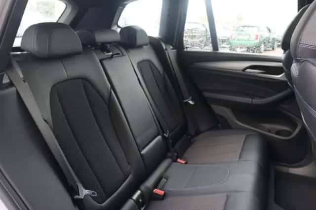 BMW X3 (2020) thumbnail 15