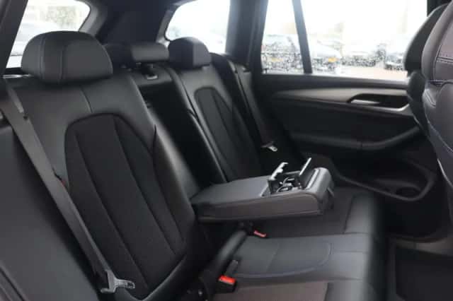 BMW X3 (2020) thumbnail 16