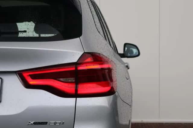 BMW X3 (2020) thumbnail 9