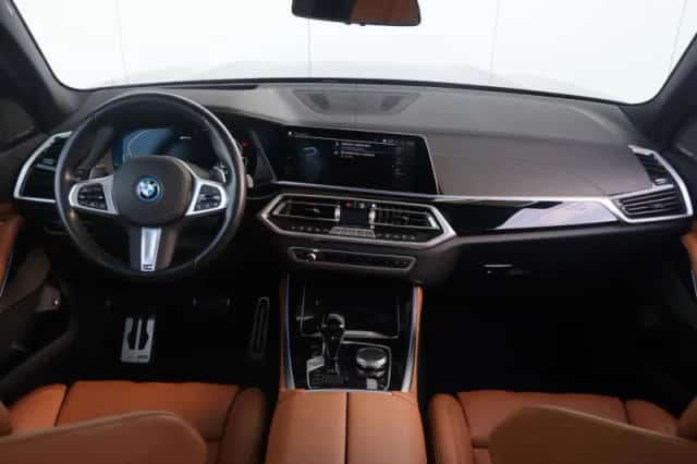 BMW X5 (2022) thumbnail 16