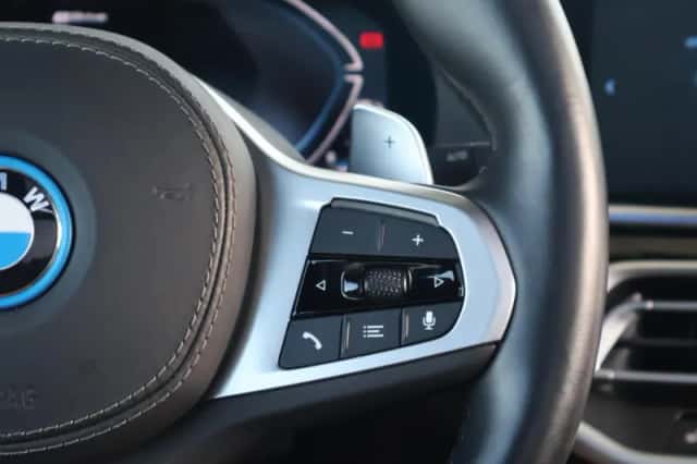 BMW X5 (2022) thumbnail 19