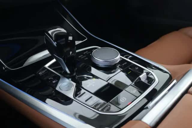 BMW X5 (2022) thumbnail 23