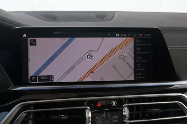 BMW X5 (2022) thumbnail 24