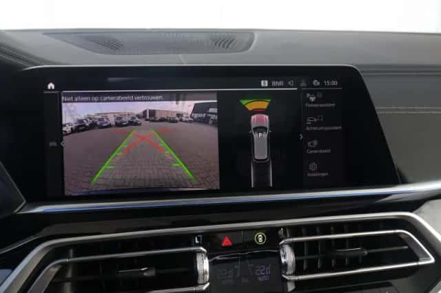 BMW X5 (2022) thumbnail 36