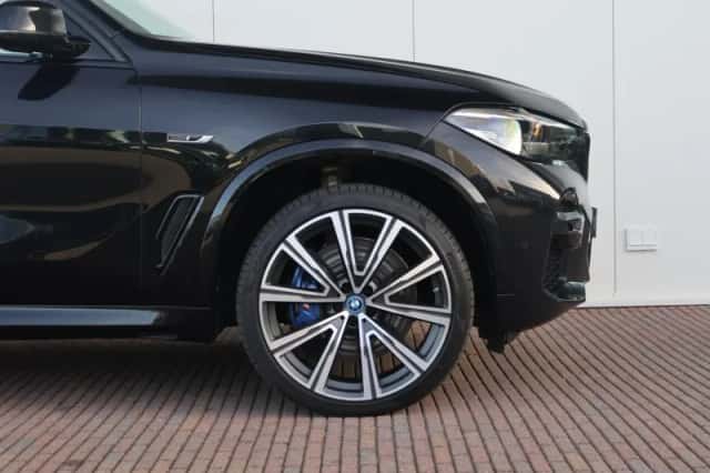 BMW X5 (2022) thumbnail 5