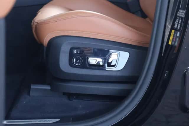 BMW X5 (2022) thumbnail 41