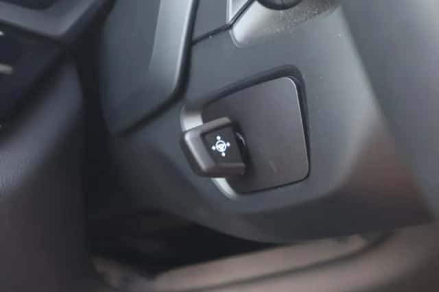 BMW X5 (2022) thumbnail 43