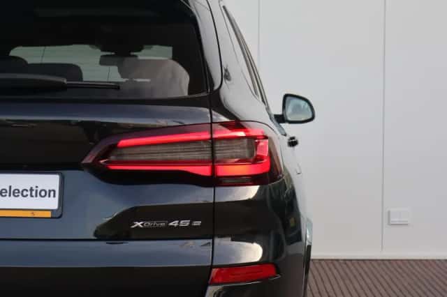 BMW X5 (2022) thumbnail 10
