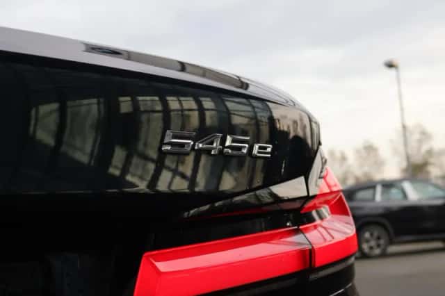 BMW 5-Serie (2022) thumbnail 43