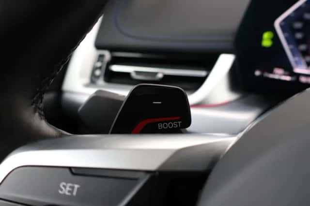 BMW X1 (2024) thumbnail 24