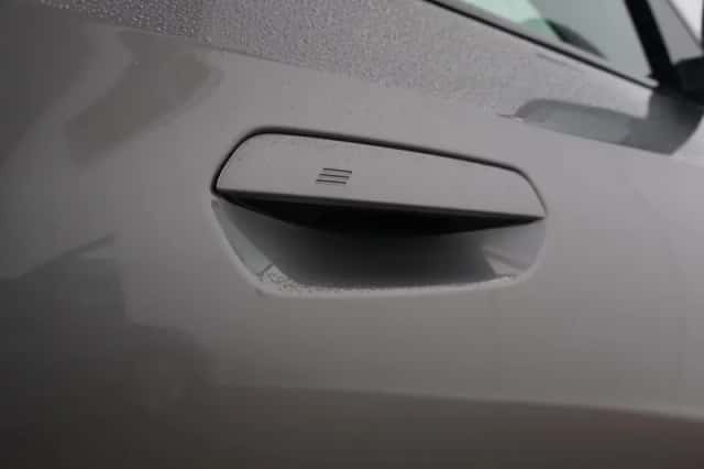 BMW X1 (2024) thumbnail 5