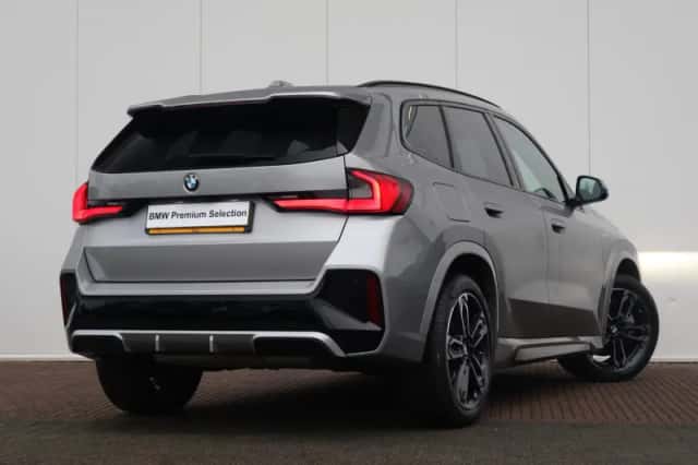 BMW X1 (2024) thumbnail 7