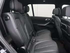 BMW X7 (2023) thumbnail 13