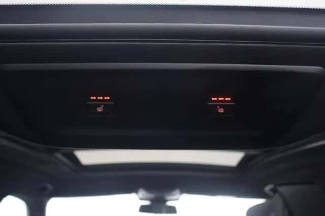 BMW X7 (2023) thumbnail 17