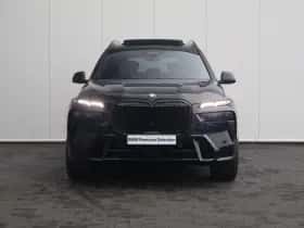 BMW X7 (2023) thumbnail 3